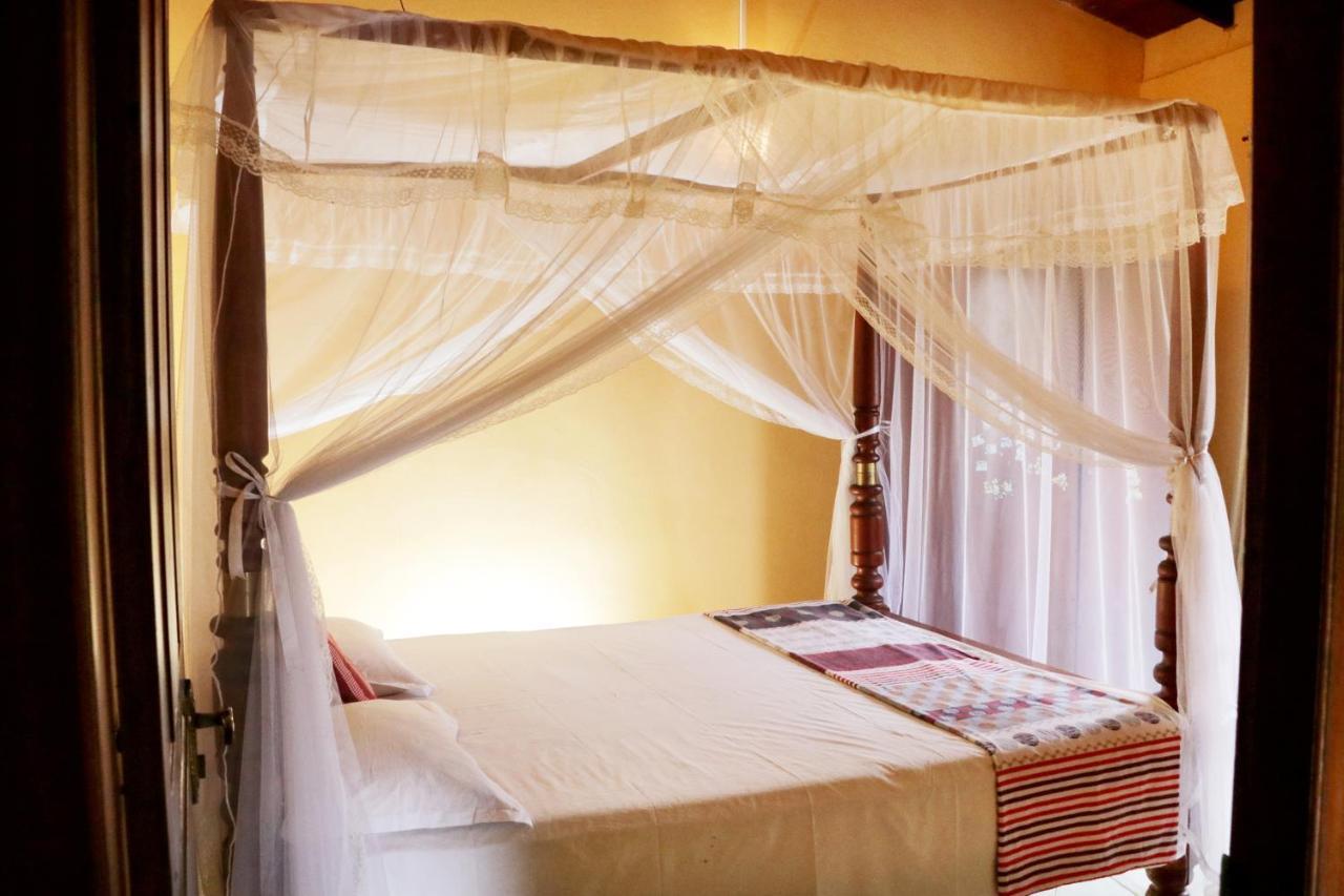 Ariyadasa Guest House ガル エクステリア 写真